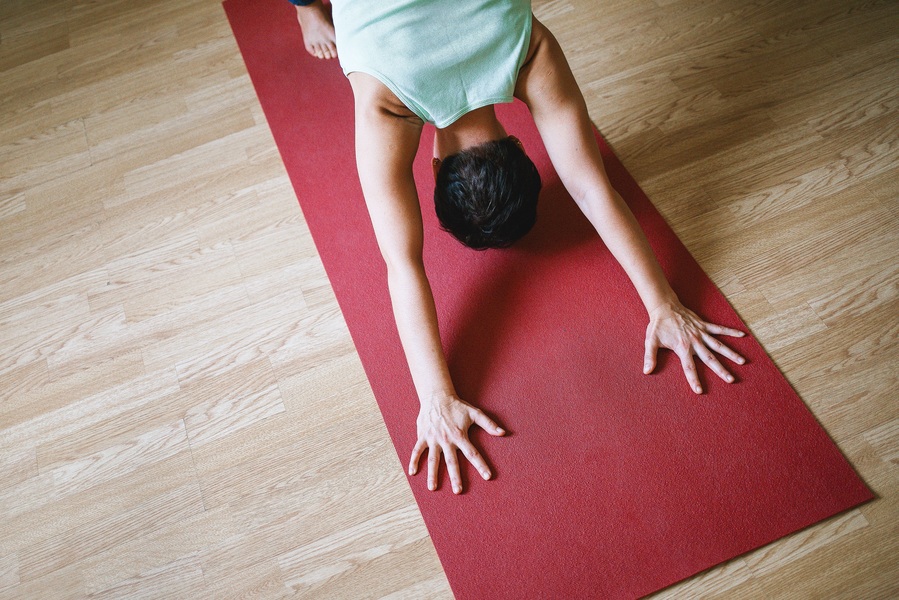 5 yogapositioner som stÃ¤rker kroppens core