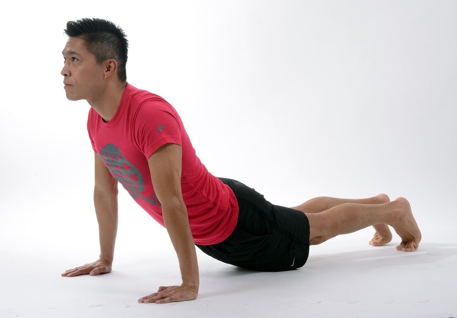 SÃ¤ker stretching: Det hÃ¤r behÃ¶ver du tÃ¤nka pÃ¥ fÃ¶r att undvika skador under ditt stretchpass